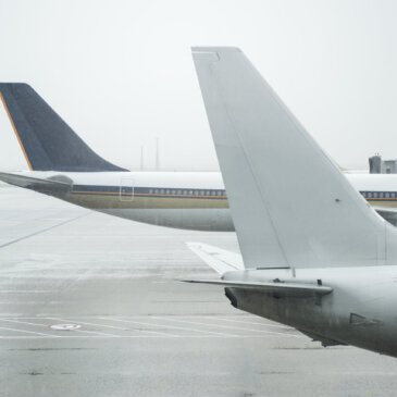 Alaska Airlines met au rebut sa flotte de Boeing 737 MAX 9, ce qui a un impact national sur les vols.